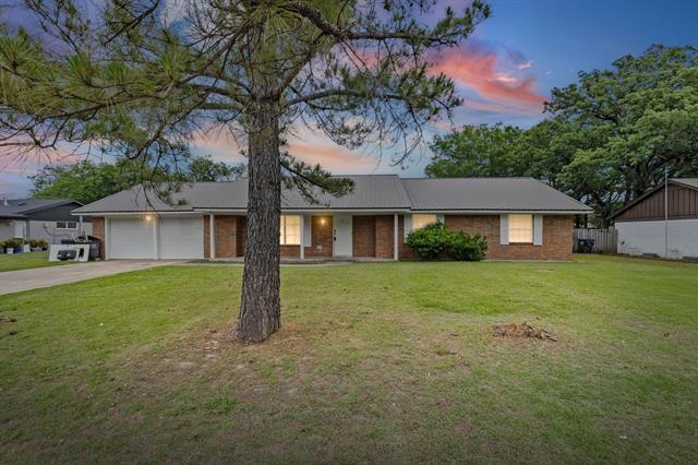 Building Photo - 3 Timberside Dr
