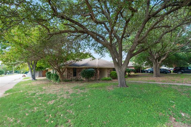 Building Photo - 700 Rosehill Ln