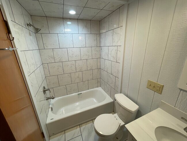 Bathroom - 73 Maple Dr