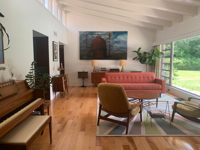 Foto del edificio - 706 SW 21st Ave