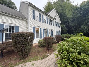 Building Photo - 20 Gaylord Mountain Rd