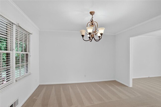 Foto del edificio - 447 Cove Dr NE