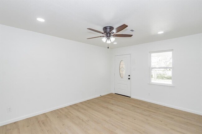 Foto del edificio - 15611 Hwy 6