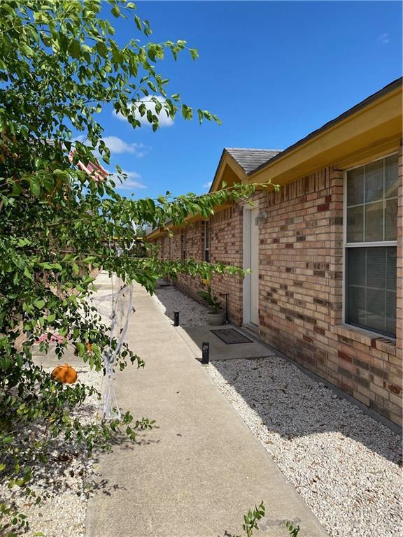 Building Photo - 3703 Zelma St