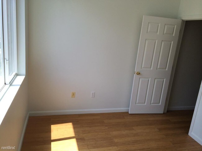 Building Photo - 2 br, 2 bath Apartment - 40 Bowers St
