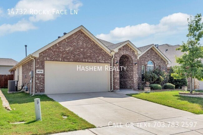 Building Photo - Welcome to your dream home!