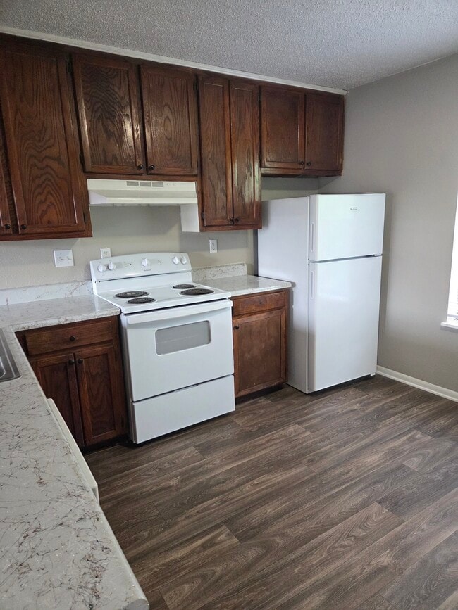 Building Photo - TCG At Corsicana