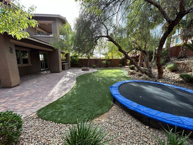 Building Photo - 5 bedroom, 4 bathroom home located across ...