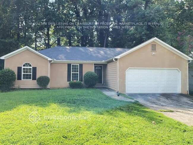 Building Photo - 2686 Candler Dr