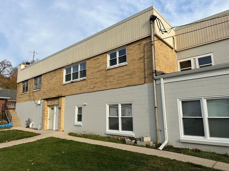 Foto principal - 502 Northwest Hwy
