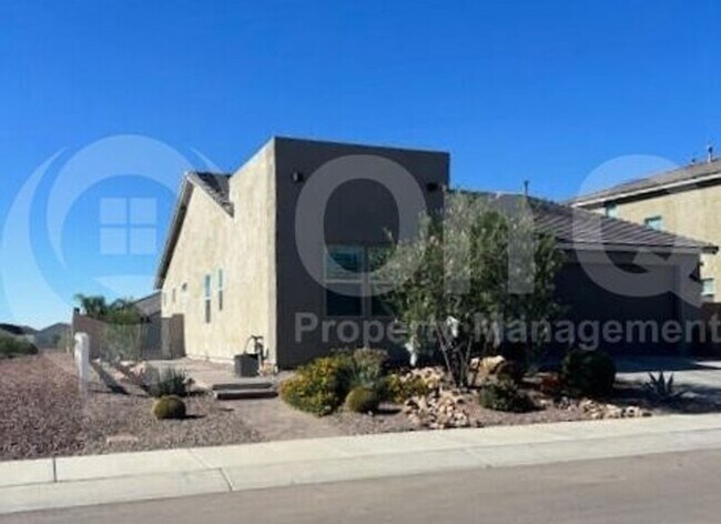 Building Photo - 10701 W Whitehall Dr