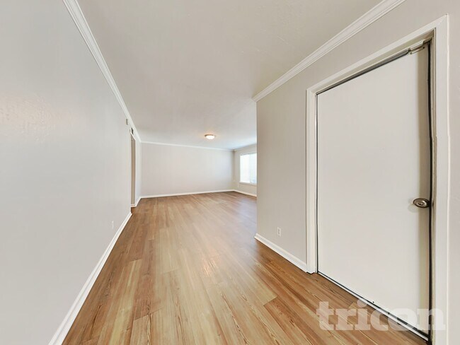 Foto del edificio - 2921 Pear St