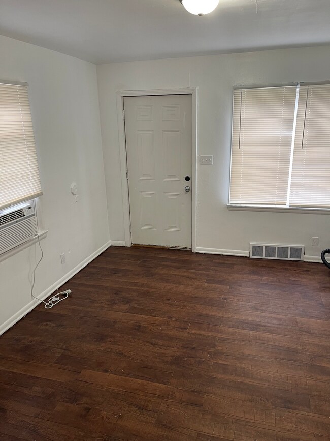 628 N Oxford St, Indianapolis, IN 46201 House for Rent in