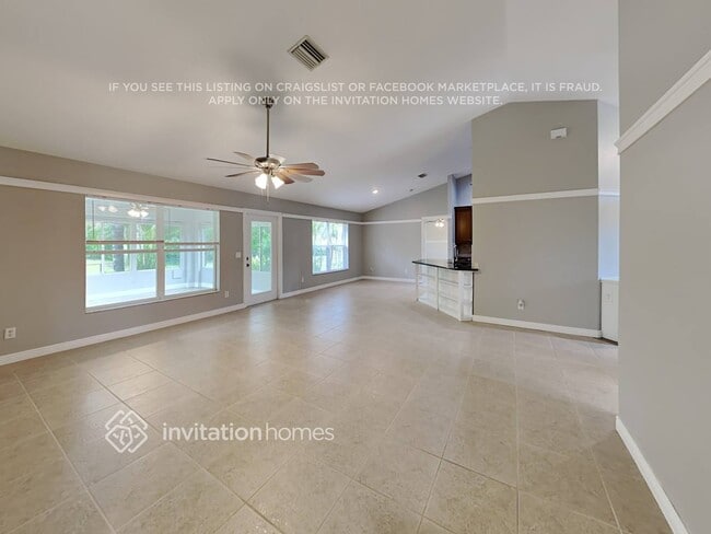 Building Photo - 433 Japura St