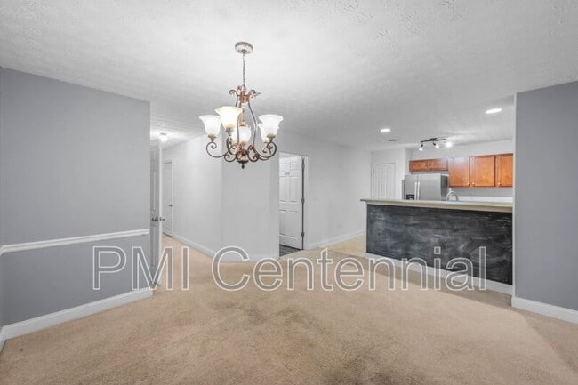 Foto del edificio - 152 Tara Commons Dr