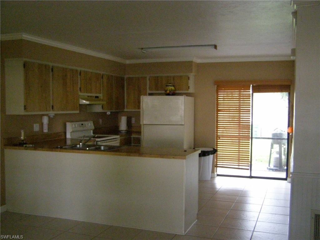 Foto del edificio - 815 Victoria Dr