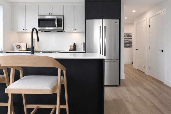 Photo du bâtiment - Maple + 41