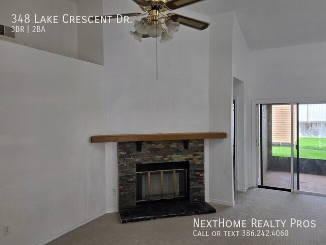 Building Photo - 348 Lake Crescent Dr