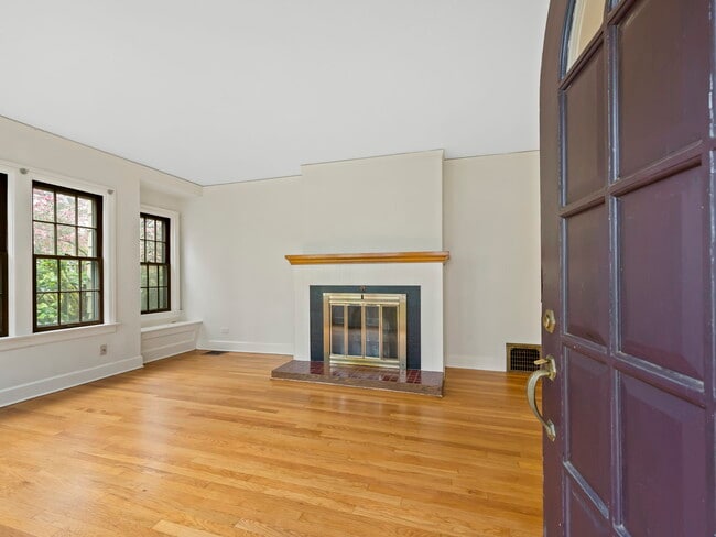 Building Photo - 1812 NE 51st Avenue