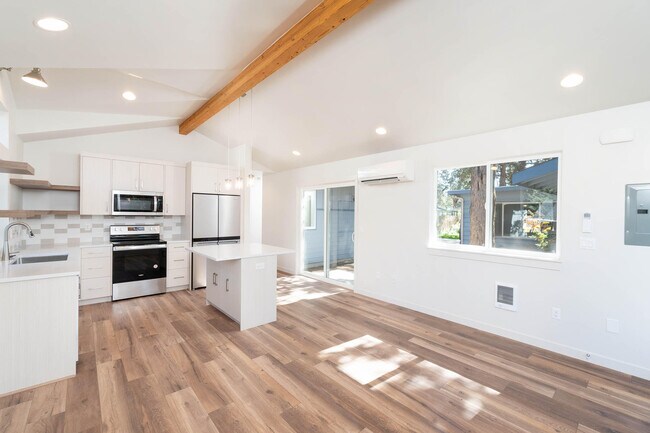 Foto del edificio - 1262 NE Burnside Ave