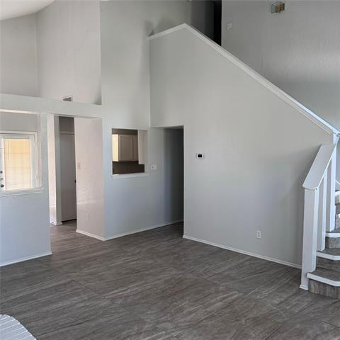 Building Photo - 232 Stallion Dr