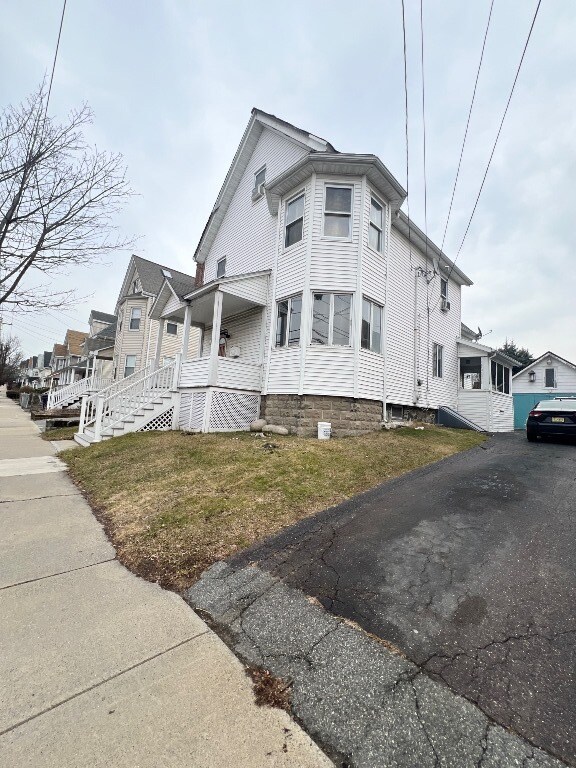 Foto del edificio - 73 Cleveland Ave