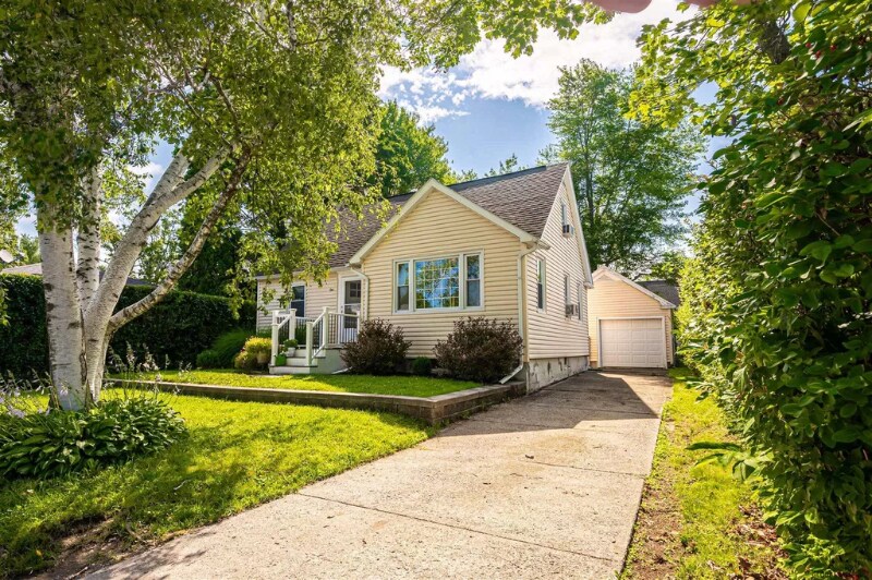 1 Elizabeth St, Rensselaer, NY 12144 House Rental in Rensselaer, NY