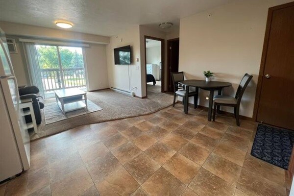 Foto del edificio - 1624 S Doodler Dr