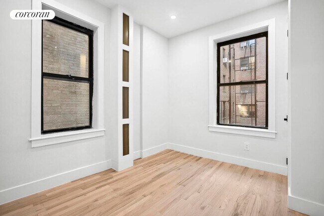 Foto del edificio - 206 W 96th St
