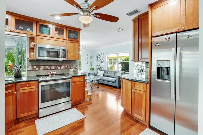 Foto del edificio - 22053 Flanders Ct
