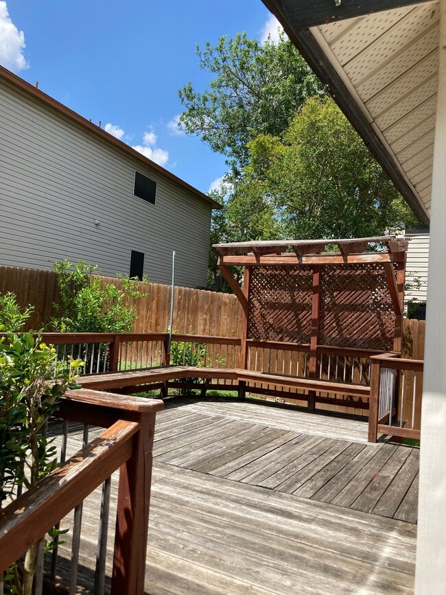 Foto del edificio - 9307 Mountain Field Dr
