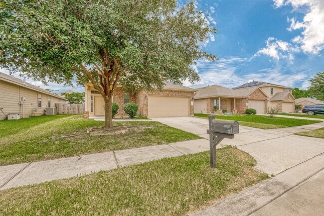 Foto del edificio - 1810 Emerson Ridge Dr