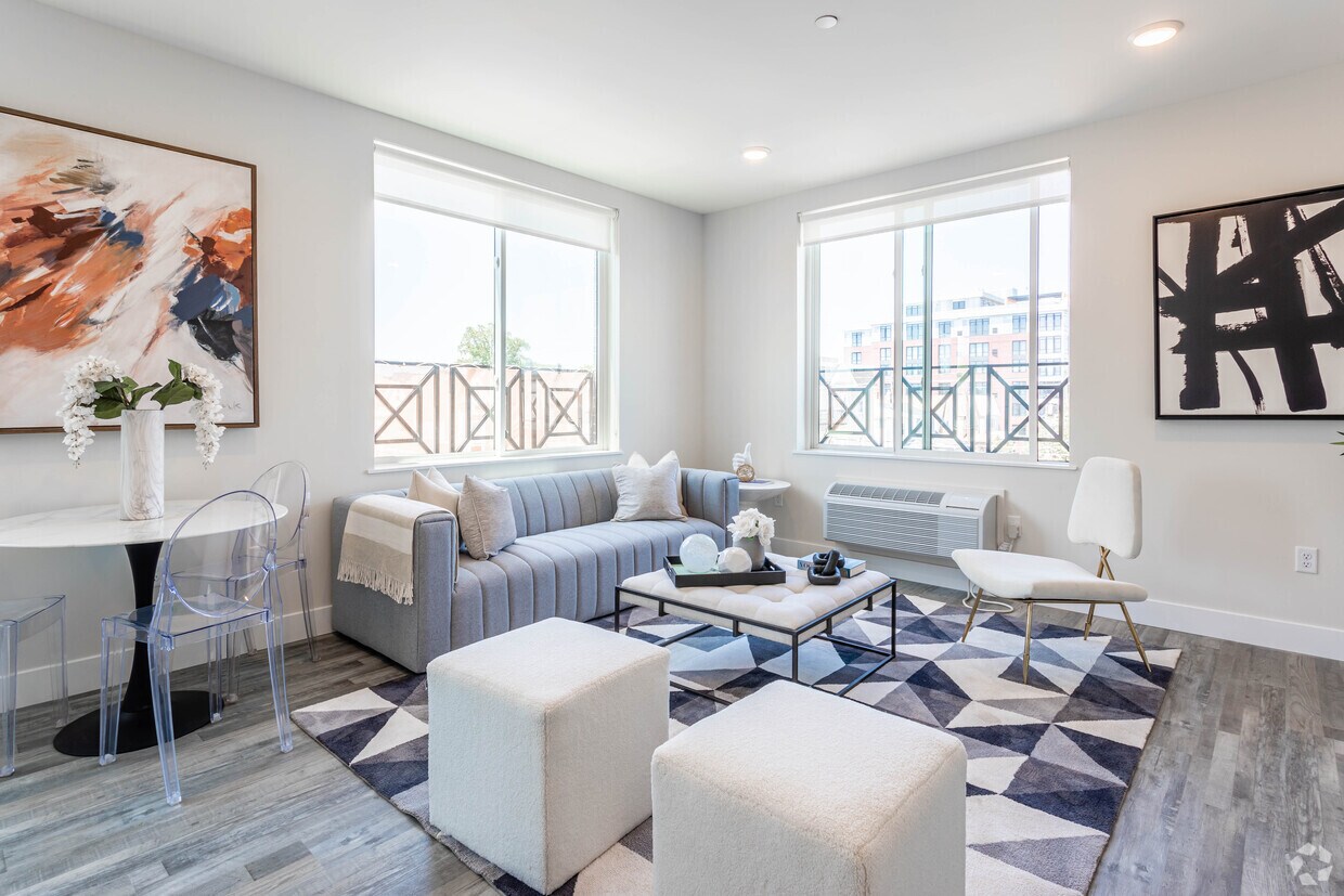 44&B 140 Avenue B Bayonne, NJ Apartments for Rent in Bayonne