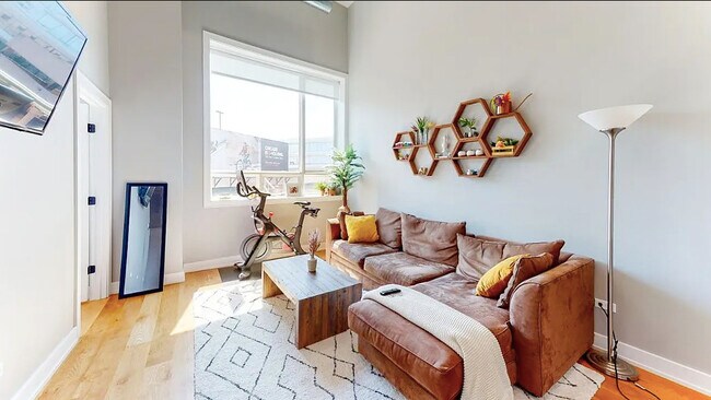 Foto del edificio - 1470 W Webster Ave