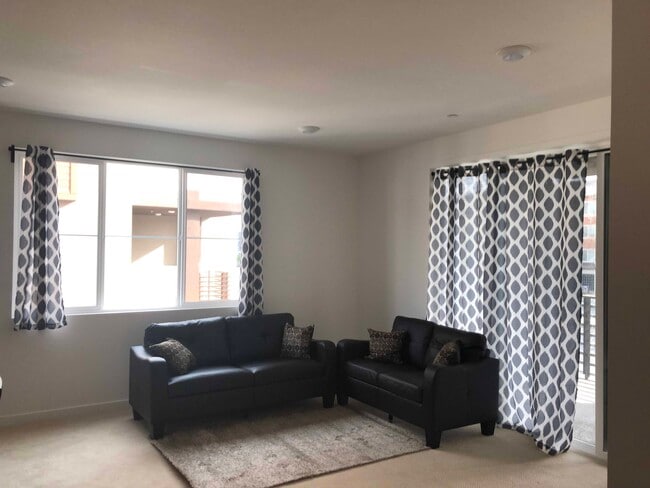 Building Photo - 6050 Dublin Blvd