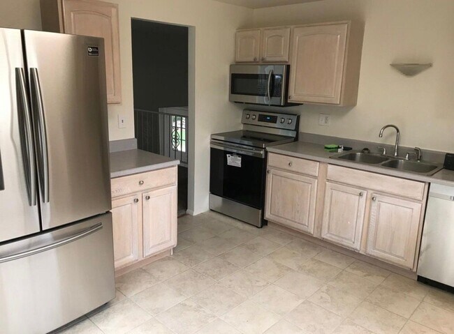 Foto del edificio - 1340 Fresno Ct