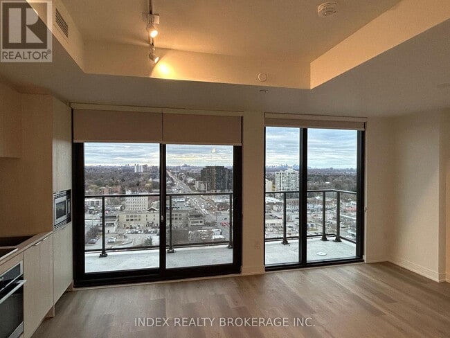 Building Photo - 3009 Novar Rd