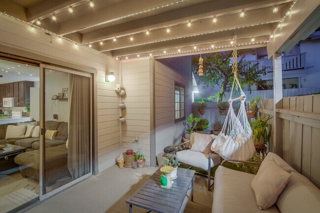 Foto del edificio - 220 Telegraph Canyon Road, Unit G