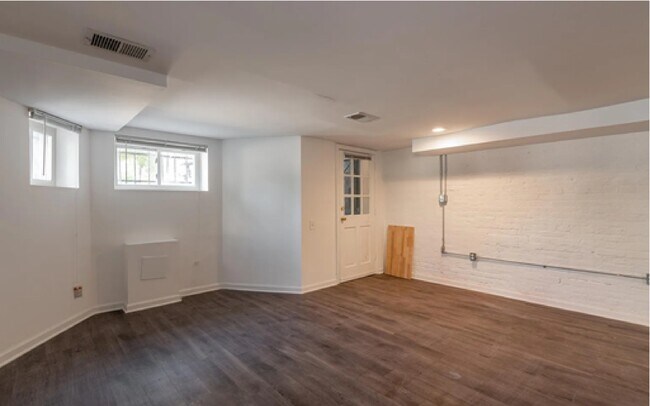 Foto del edificio - 2914 13th St NW