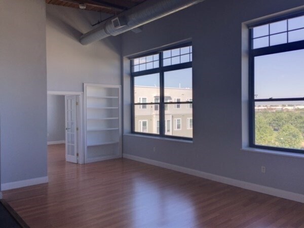 Building Photo - 60 Dudley St