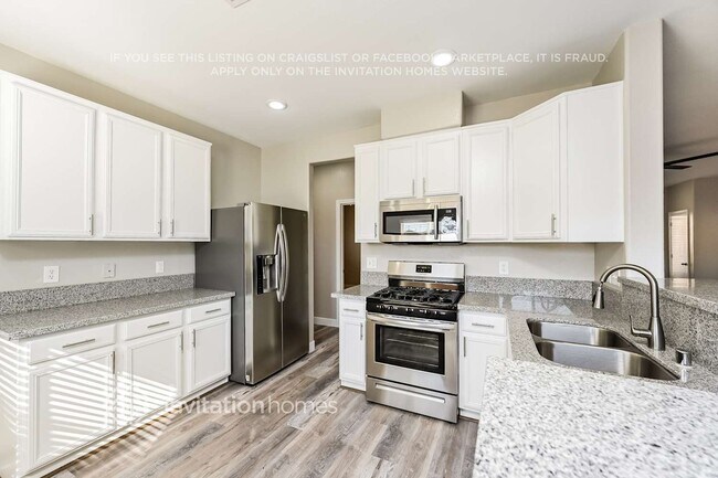 Foto del edificio - 9061 Jumping Jacks Ave