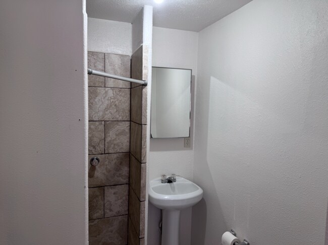 Foto del edificio - 240 Wheeler Ave SE