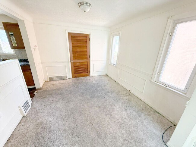 Foto del edificio - 3 BED 2 BATH BEAUTIFUL SINGLE FAMILY HOME