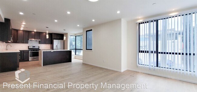 Foto del edificio - 5 br, 4 bath House - 2405 17th Ave