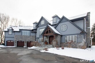 Building Photo - 85 Banks Rd