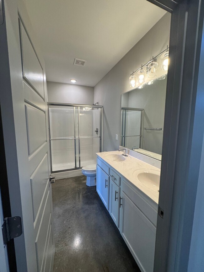 Foto del edificio - 3810 Jett Ln
