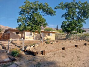 Building Photo - 11010 Knobb Ave