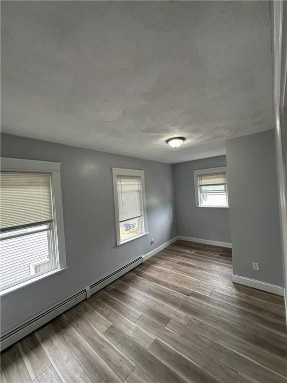 Building Photo - 610 River Ave