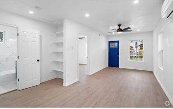 Building Photo - 2314 Lucinda St