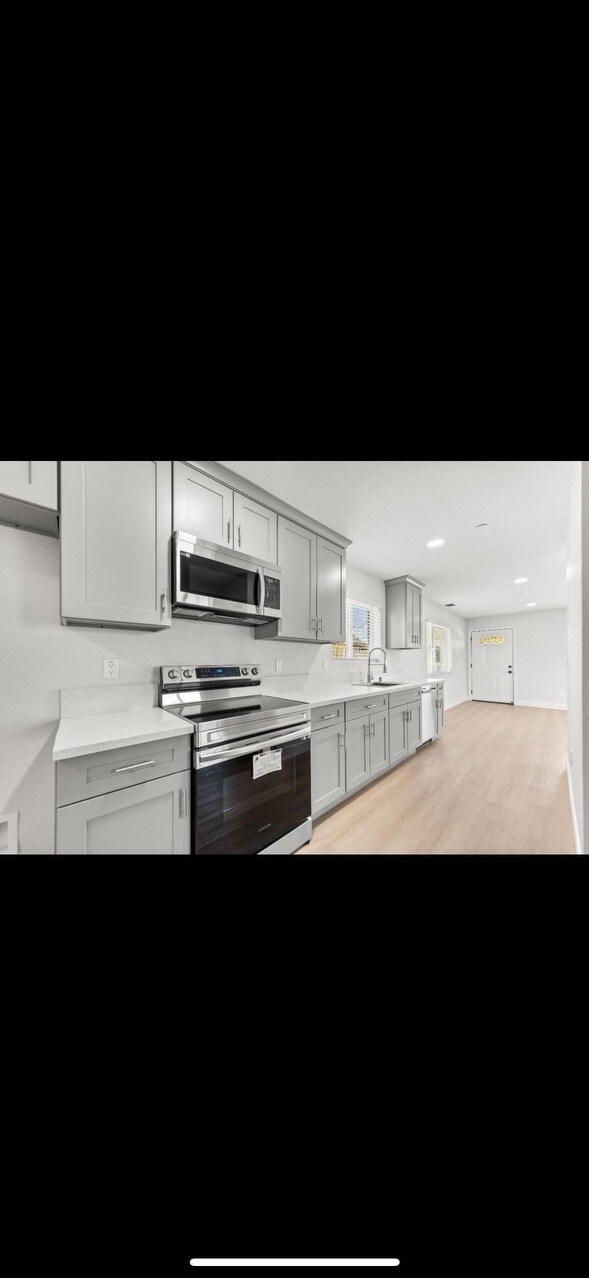 Foto del edificio - 1136 Grand Ave